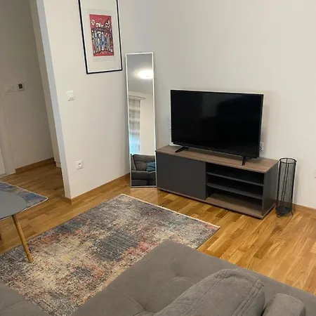 Diana Parking Free Apartament