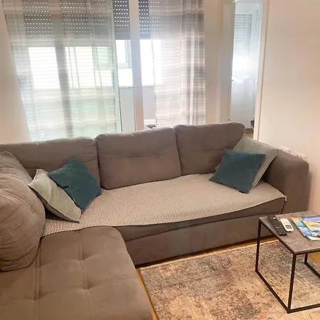 Diana Parking Free 아파트